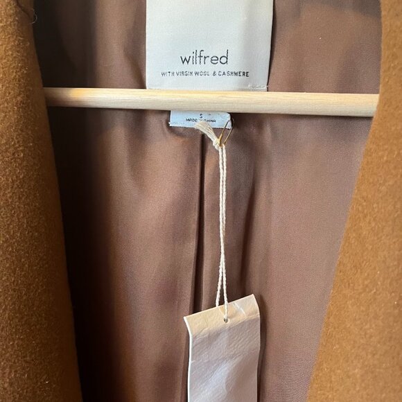 Wilfred wool/cashmere coat with belt. Brown. Size small. - Picture 6 of 10